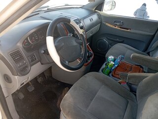 2005 Kia Carnival I Рестайлинг, бежевый, 320000 рублей, вид 2