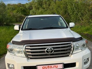 2012 Toyota Land Cruiser 200 Series Рестайлинг 1, белый, 3850000 рублей, вид 3