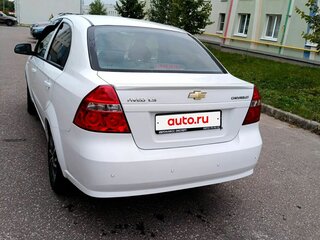 2010 Chevrolet Aveo I Рестайлинг, белый, 510000 рублей, вид 4