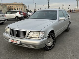 1995 Mercedes-Benz S-Класс 320 III (W140) Рестайлинг, серый, 1049000 рублей, вид 1