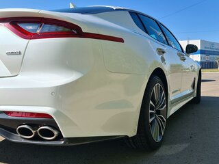 2018 Kia Stinger I, белый, 2850000 рублей, вид 1