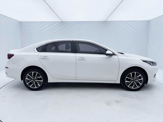 2022 Kia K3 II (China Market), белый, 1315000 рублей, вид 5
