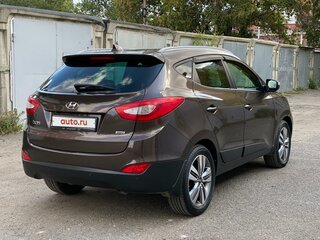2013 Hyundai ix35 I Рестайлинг, коричневый, 2290000 рублей, вид 4