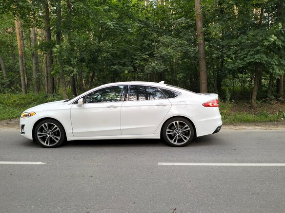 2018 Ford Fusion (North America) II Рестайлинг, белый, 1390000 рублей - вид 5