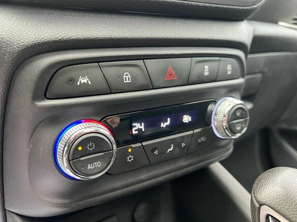 2022 Chevrolet Tracker IV, белый, 1880000 рублей - вид 24