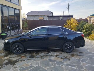 2013 Toyota Camry VII (XV50), чёрный, 1650000 рублей, вид 3