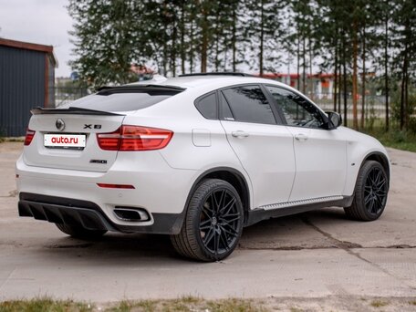 2013 BMW X6 35i I (E71) Рестайлинг, белый, 2570000 рублей, вид 3