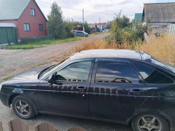 2014 Lada (ВАЗ) Priora I Рестайлинг, чёрный - вид 2