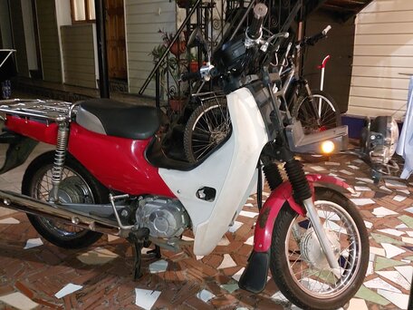 2011 Honda Super Cub, красный, 165000 рублей, вид 1