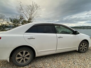 2014 Toyota Premio II (T26) Рестайлинг, белый, 1450000 рублей, вид 3