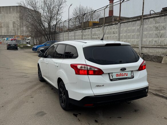 2014 Ford Focus III, серебристый, 700000 рублей - вид 6