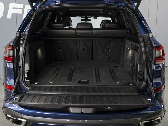2019 BMW X5 M50d IV (G05/G18), синий, 5700000 рублей - вид 27