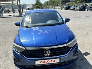 2021 Volkswagen Polo VI, синий, 1920000 рублей, вид 2