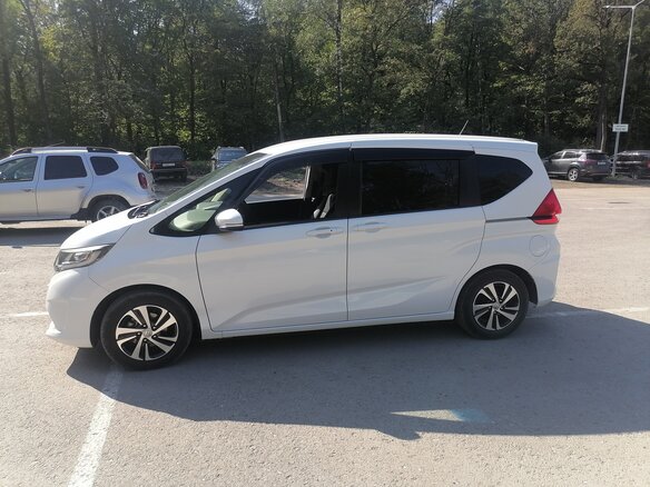 2018 Honda Freed II, белый, 1750000 рублей - вид 6