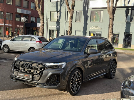 2026 Audi Q7 50 TDI II (4M) Рестайлинг 2, серый, 11290000 рублей, вид 1