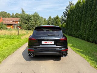 2015 Porsche Cayenne Turbo II Рестайлинг (958), чёрный, 3900000 рублей, вид 4