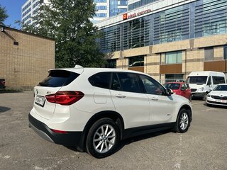 2017 BMW X1 18i sDrive II (F48), белый, 2100000 рублей, вид 5