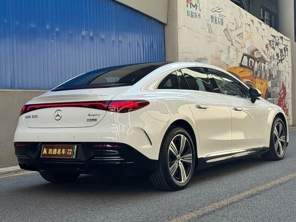 2025 Mercedes-Benz EQE 500, белый - вид 8