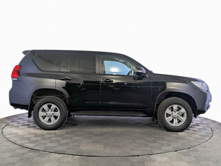 2018 Toyota Land Cruiser Prado 150 Series Рестайлинг 2, чёрный, 4335000 рублей, вид 4