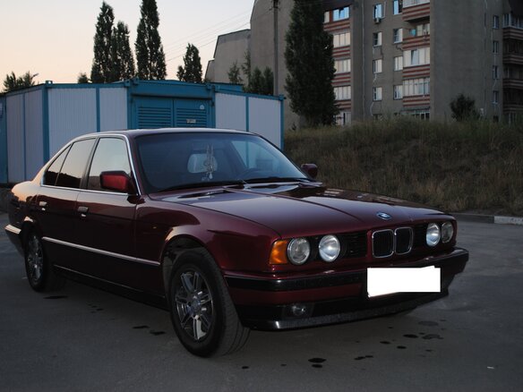 1992 BMW 5 серии 525i III (E34), красный - вид 3