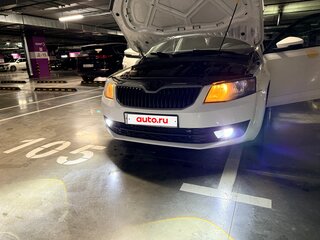 2014 Skoda Octavia III (A7), белый, 999999 рублей, вид 3