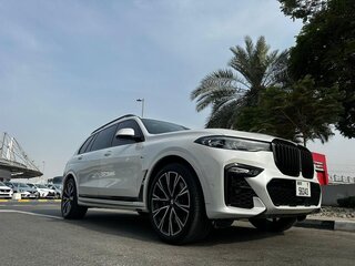 2019 BMW X7 40i I (G07), белый, 6700000 рублей, вид 1