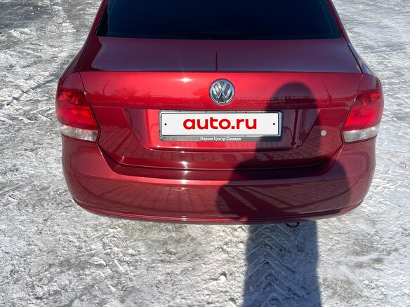 2013 Volkswagen Polo V, красный, 1050000 рублей - вид 1