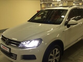2014 Volkswagen Touareg II, белый, 2900000 рублей, вид 1