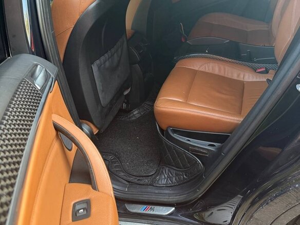 2013 BMW X6 35i I (E71) Рестайлинг, чёрный, 1800000 рублей - вид 17
