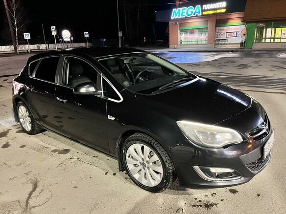 2013 Opel Astra J Рестайлинг, чёрный, 750000 рублей - вид 14