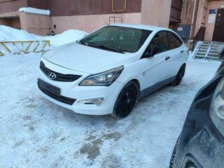 2015 Hyundai Solaris I Рестайлинг, белый, 761000 рублей, вид 3