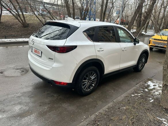 2017 Mazda CX-5 II, белый, 2140000 рублей - вид 2