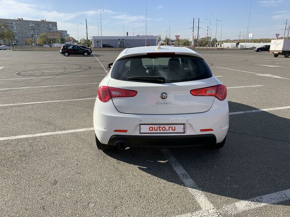 2012 Alfa Romeo Giulietta III, белый - вид 8