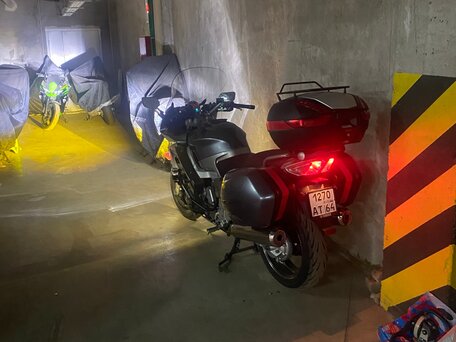 2006 Yamaha FJR1300, серебристый, 550000 рублей, вид 3