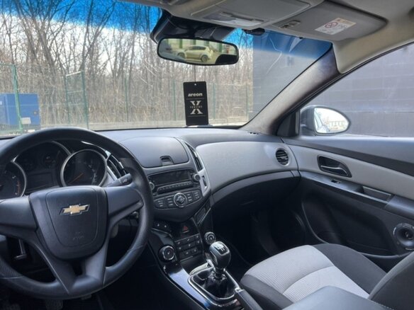 2014 Chevrolet Cruze I Рестайлинг, белый, 1000000 рублей - вид 9