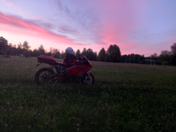 2004 Ducati 999, красный - вид 6