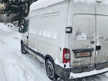 2004 Renault Master, белый, 700000 рублей, вид 3