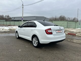 2018 Skoda Rapid I Рестайлинг, белый, 1150000 рублей, вид 4