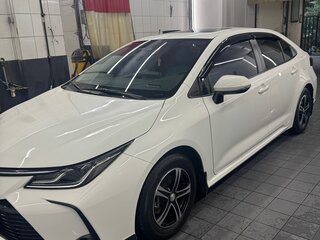 2023 Toyota Corolla XII (E210), белый, 2600000 рублей, вид 1
