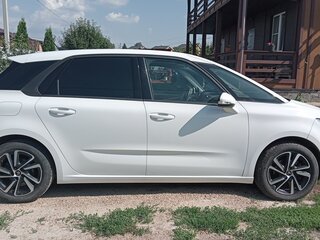 2019 Citroen C4 SpaceTourer I, белый, 1666666 рублей, вид 2