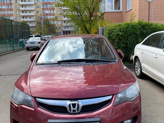 2010 Honda Civic VIII Рестайлинг, красный, 1100000 рублей, вид 3