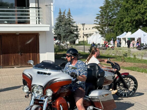 2014 Harley-Davidson Electra Glide, серебристый, 1750000 рублей - вид 6