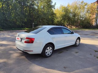 2018 Skoda Octavia III (A7) Рестайлинг, белый, 1250000 рублей, вид 5
