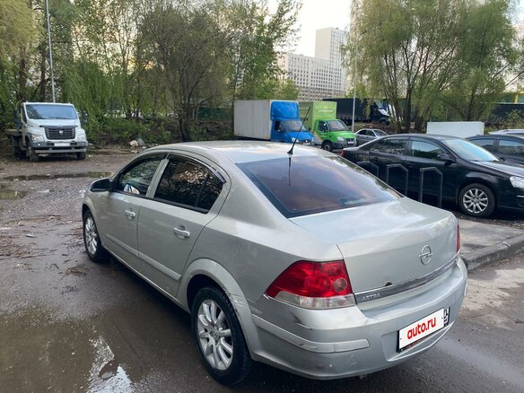 2008 Opel Astra H Рестайлинг, бежевый, 400000 рублей - вид 3