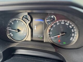 2021 Toyota Land Cruiser Prado 150 Series Рестайлинг 3, белый, 7750000 рублей, вид 4