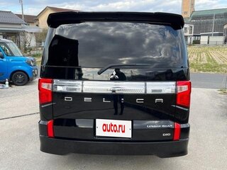 2023 Mitsubishi Delica D:5 I Рестайлинг, чёрный, 3300000 рублей, вид 4