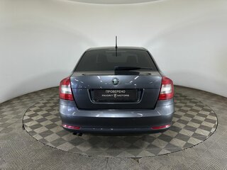 2012 Skoda Octavia II (A5) Рестайлинг, серый, 600000 рублей, вид 3