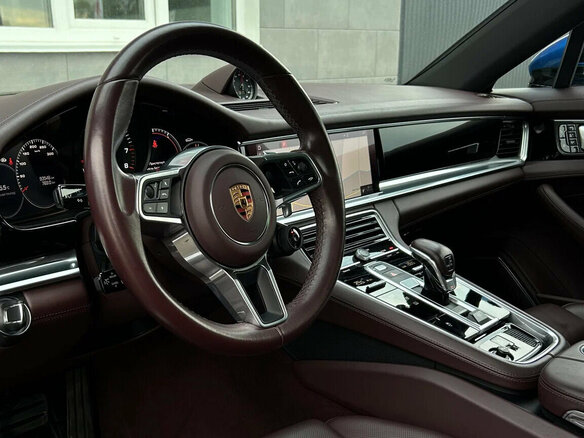 2018 Porsche Panamera 4 II, синий, 5980000 рублей - вид 9