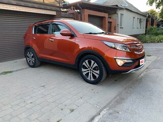 2013 Kia Sportage III, оранжевый, 1550000 рублей, вид 3