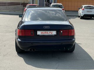 1997 Audi A8 I (D2), синий, 550000 рублей, вид 5